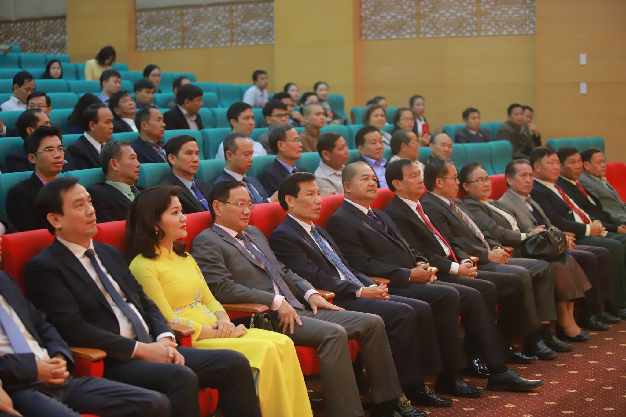 Khai Truong Tru So Moi Ttvh Vn Tai Lao 06