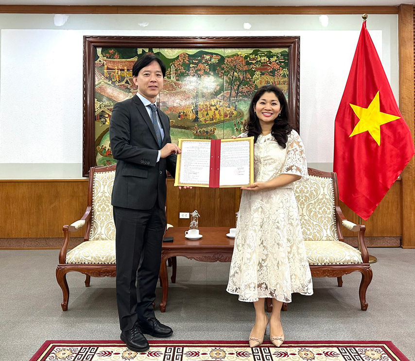 Trao Gp Thanh Lap Ttvh Jp Tai Vn 2024 02