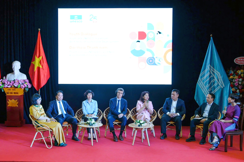 Doi Thoai Thanh Nien Va Unesco 02