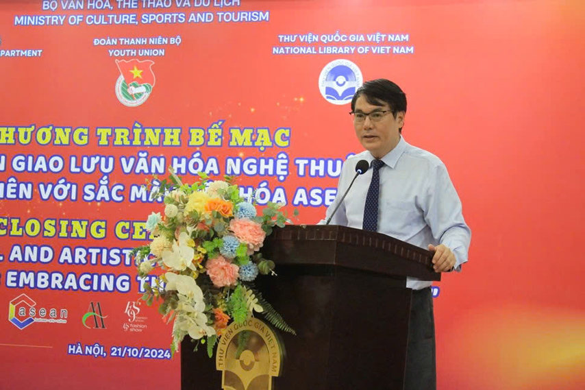 Dien Dan Giao Luu Vhnt Asean 08