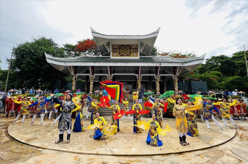 Lh Via Ba Chua Xu Nui Sam