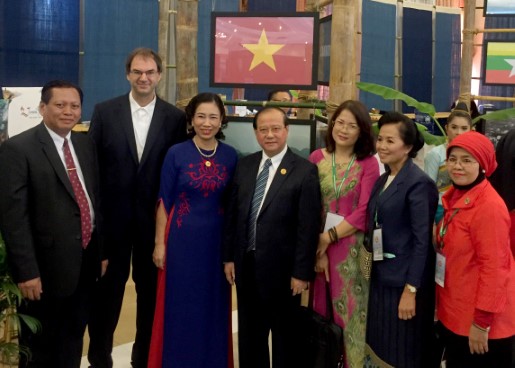 Hoinghi Botruongasean Phattriendulichsinhthai 04