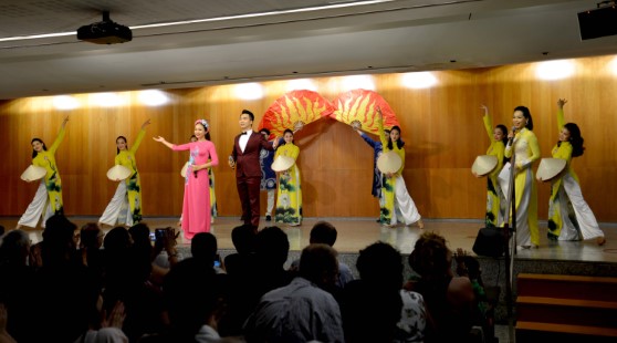 Ngay Vh Vn Tai Barcelona 17