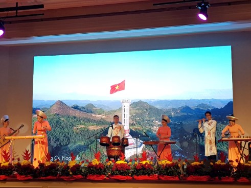 Ngay Vh Vn Tai Malaysia 2018 03