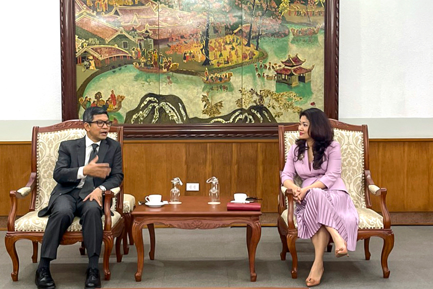 Vn Indonesia Chung Tay 02