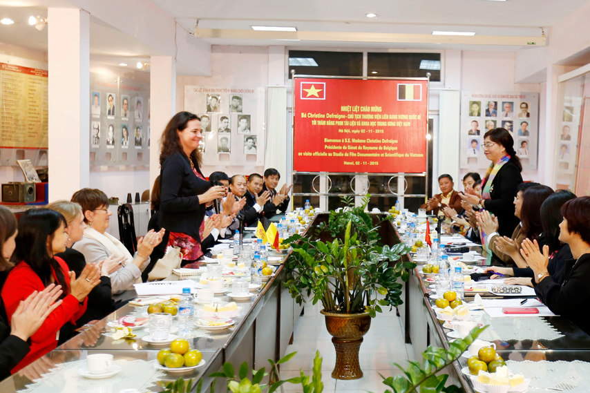 Chu Tich Thuong Vien Bi 01