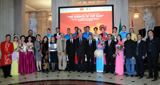 Văn Hóa Việt Nam đến Với Người Dân Ireland