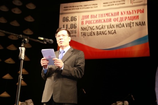 Khaimac Nhung Ngay Vh Vn Tai Nga 2016 02