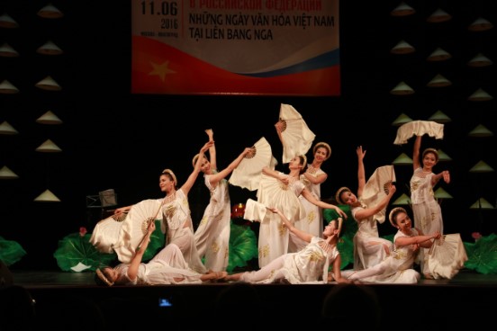 Khaimac Nhung Ngay Vh Vn Tai Nga 2016 05