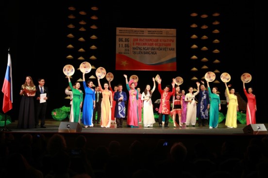 Khaimac Nhung Ngay Vh Vn Tai Nga 2016 13