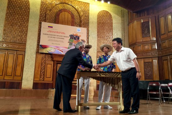 Le Tang Moc Cam Marimba–cô Lôm Bi A