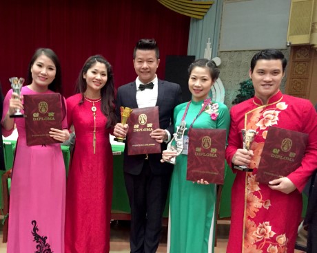 Lien Hoan Mua Xuan Binh Nhuong 2016 02