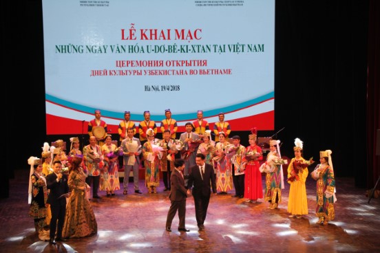 Nhung Ngay Vh Uzbekistan 06