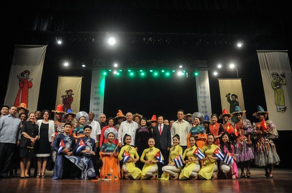 Nhung Ngay Vh Vn Tai Cuba 2019 01