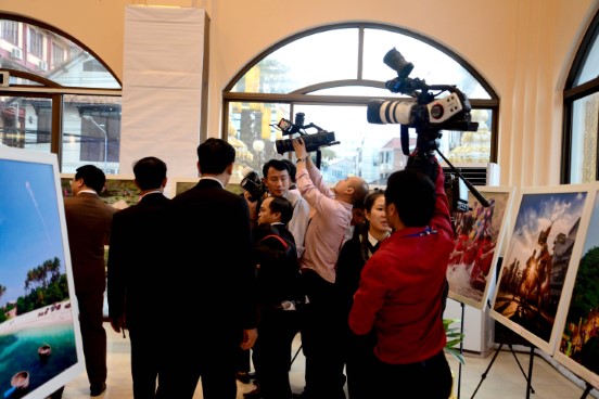 Nhung Ngayvhdl Vn Tai Lao 10