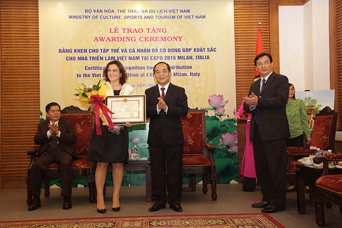 Trao Bang Khen Expo2015milano 02