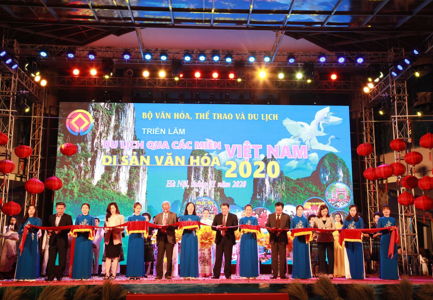 Du Lich Qua Cac Mien Di San Vn 01