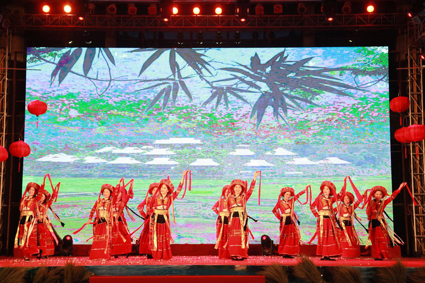Du Lich Qua Cac Mien Di San Vn 07
