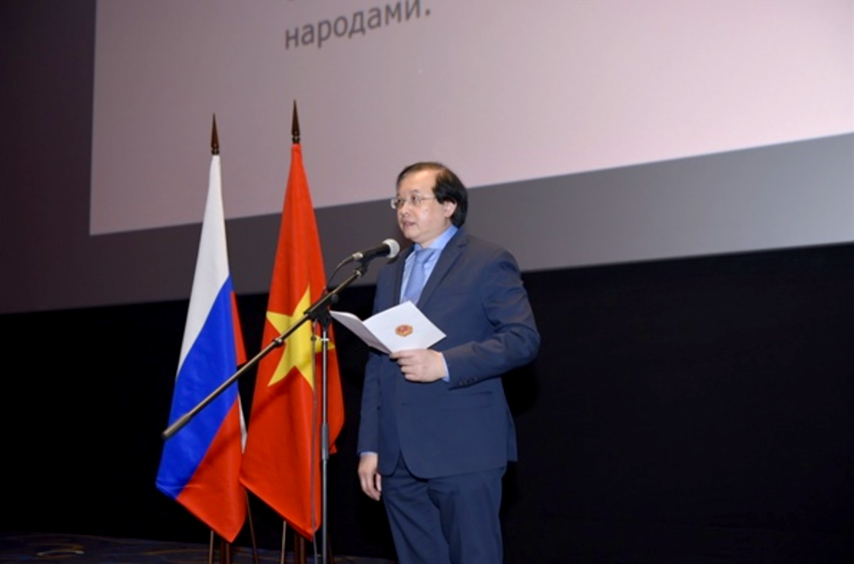 Khai Mac Tuan Phim Nga 2020 01