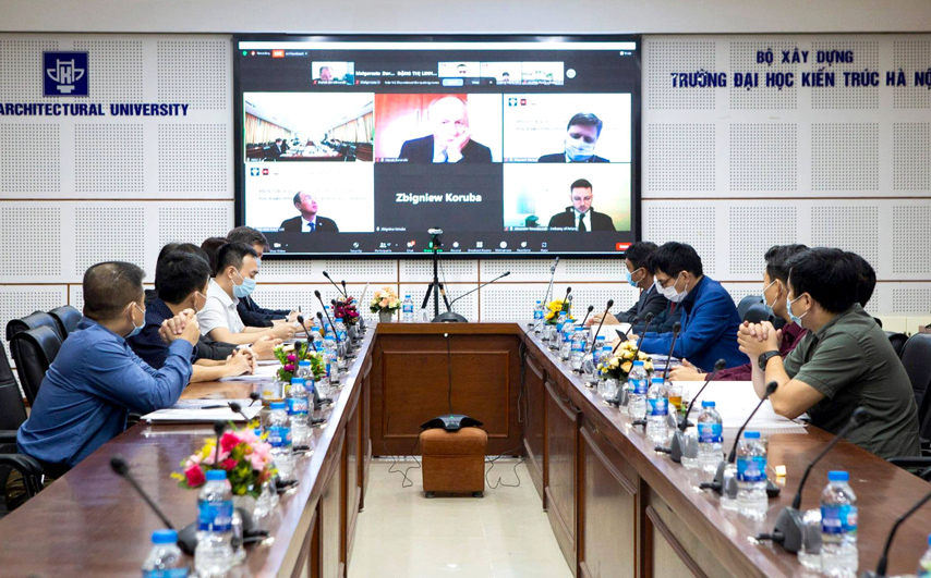 Kinh Nghiem Vn Balan Trong Baoquan Hienvat Va Baoton Disankientruc 01