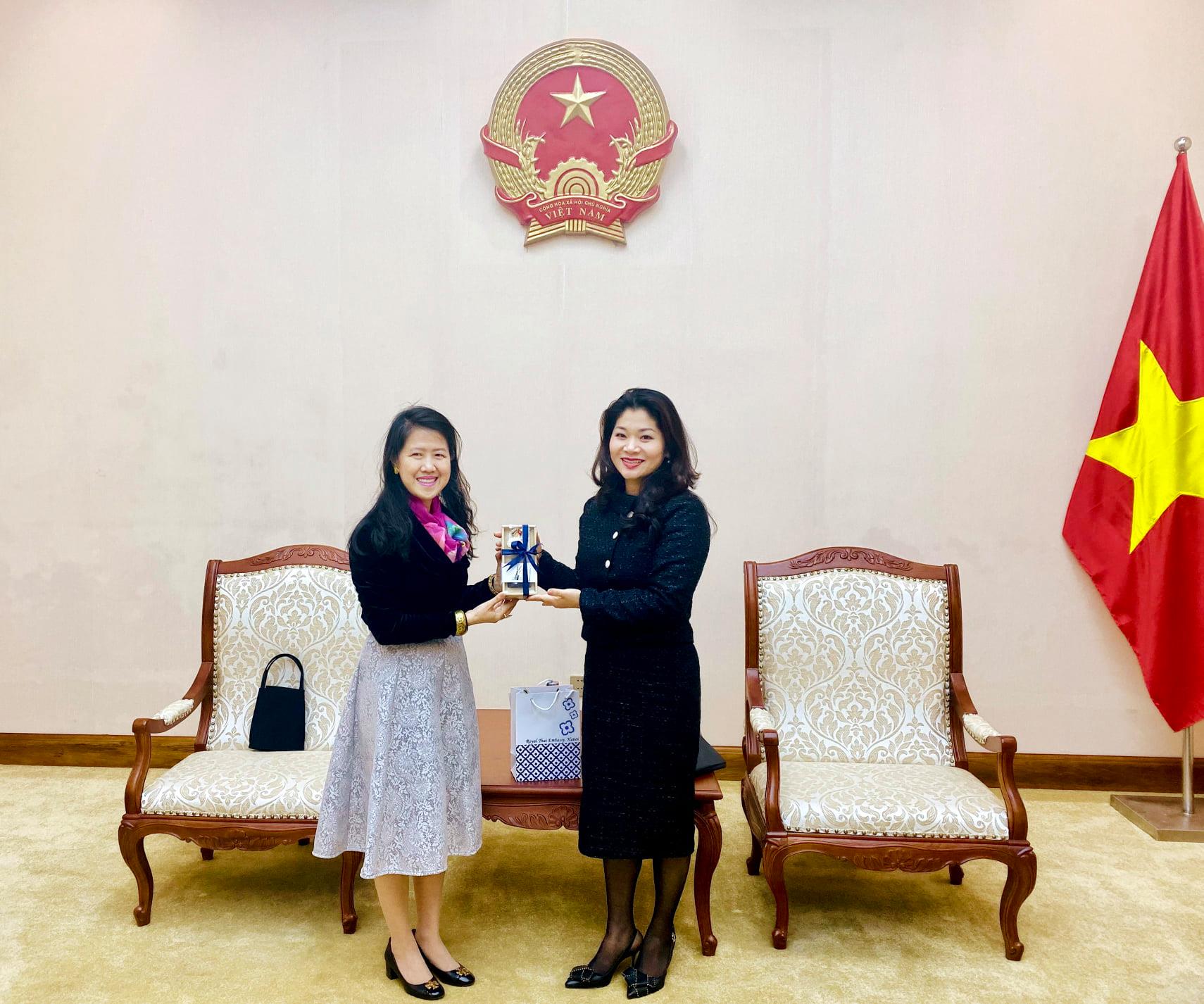 Tiep Dai Bien Thailan 02