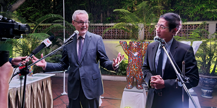 Trao Giai Cuoc Thi Trang Tri Gau Buddy 01