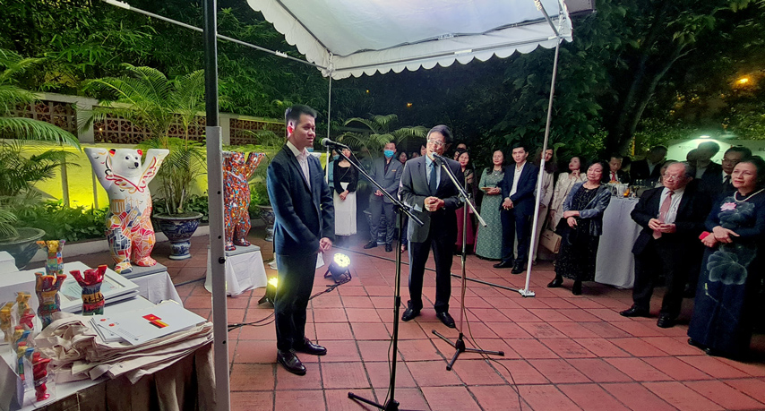 Trao Giai Cuoc Thi Trang Tri Gau Buddy 05