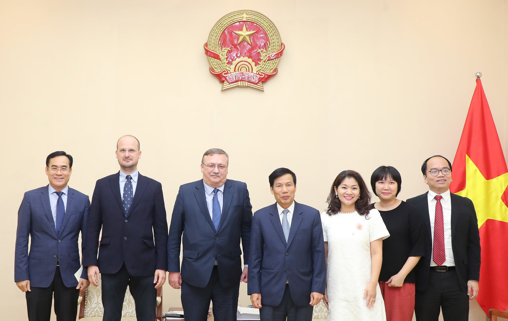 Bt Nguyen Ngoc Thien Tiep Ds Hungary 02