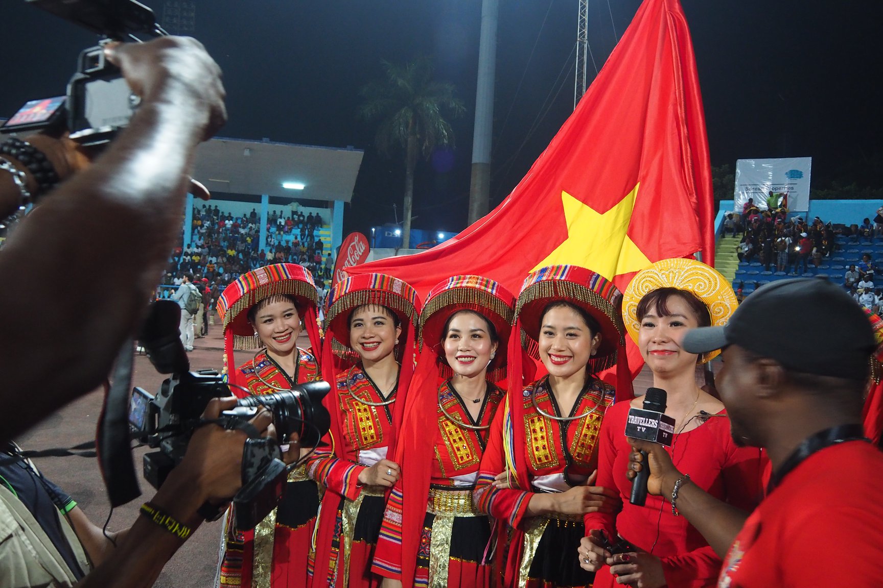 Ds Nigeria Tiep Doan Nghe Thuat Vn 05