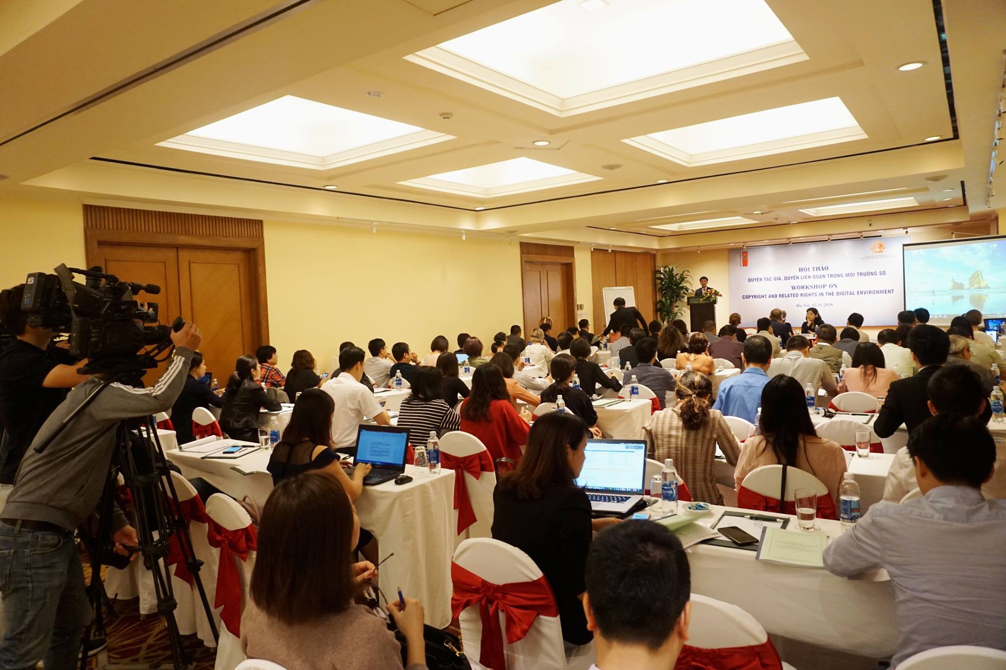 Hoi Thao Quyen Tac Gia Quyen Lien Quan Trong Moi Truong So 01