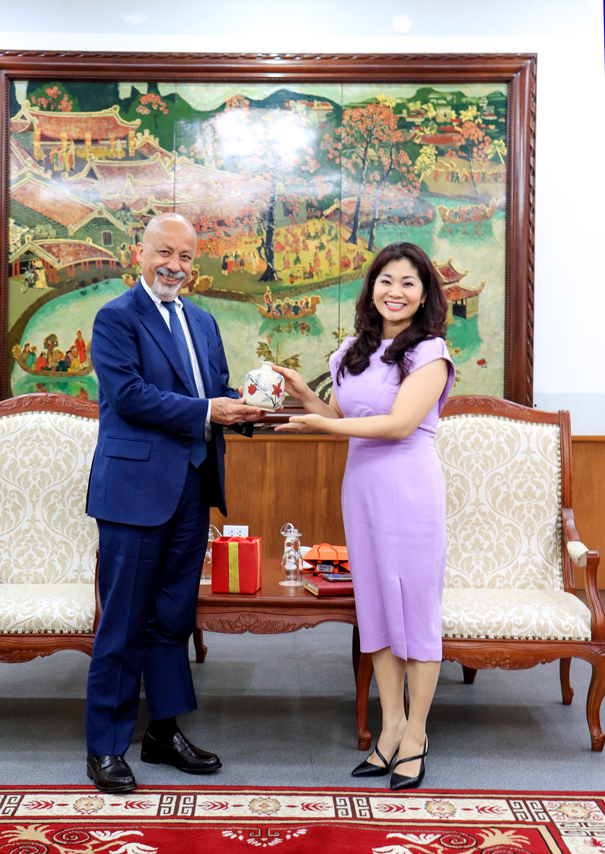 Rome Ung Cu Vien Expo 2030 01