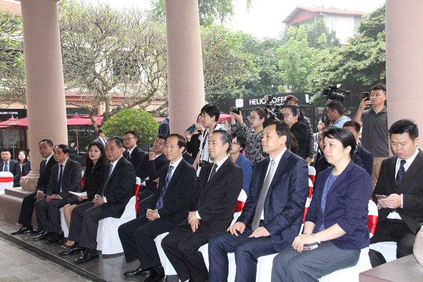 Tl Thanh Tuu 40 Năm Cong Cuoc Cai Cach Tq 04