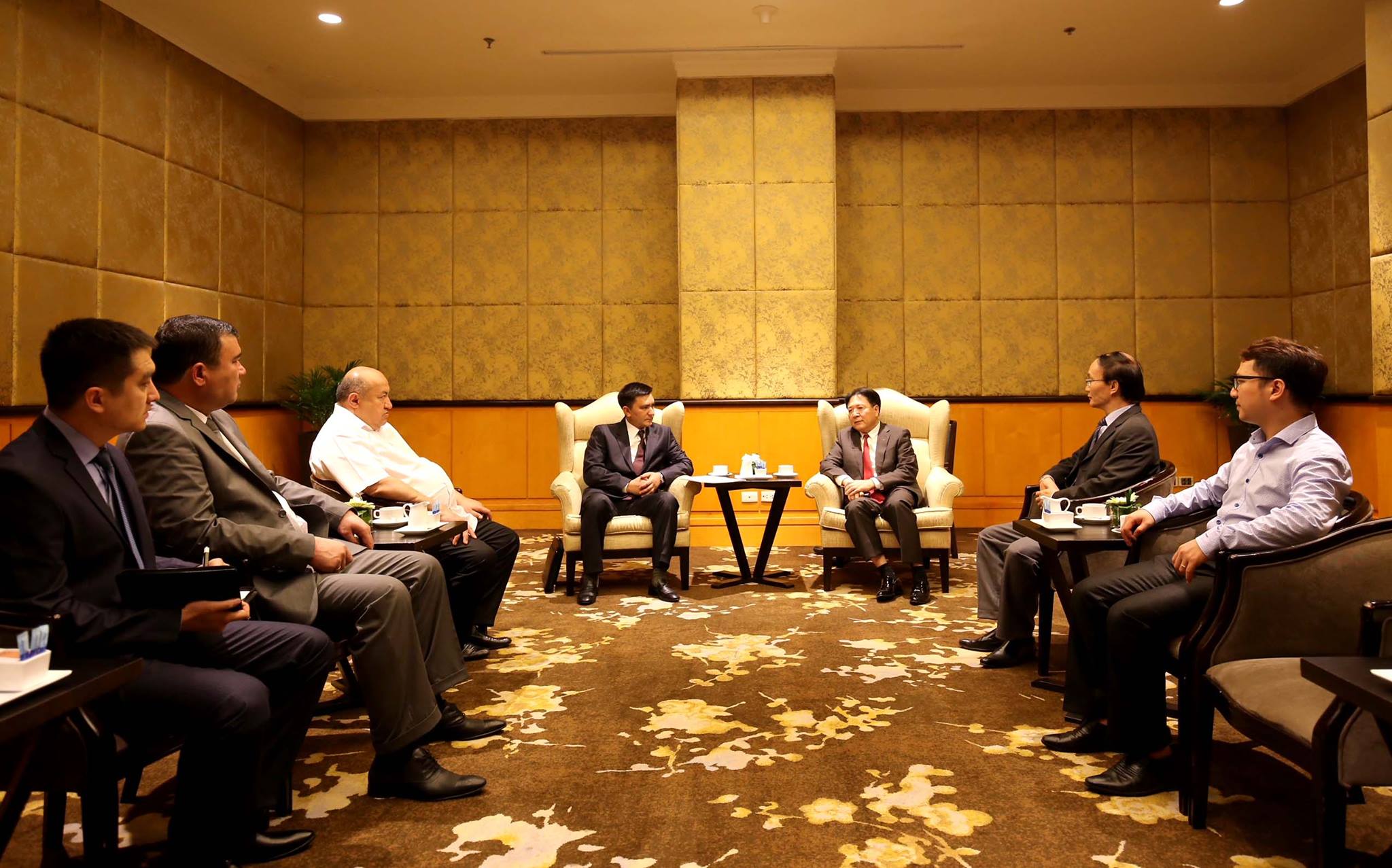 Tt Uzbekistan Lam Viec Tai Vn 01