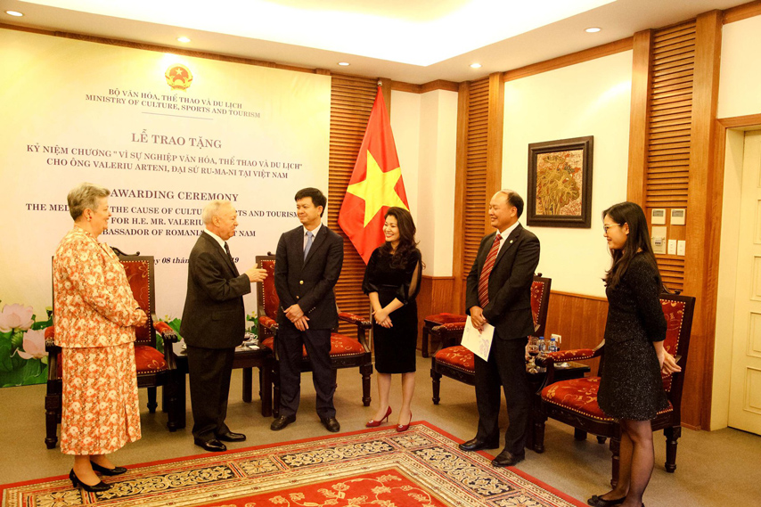 Trao Knc Ds Runami 03