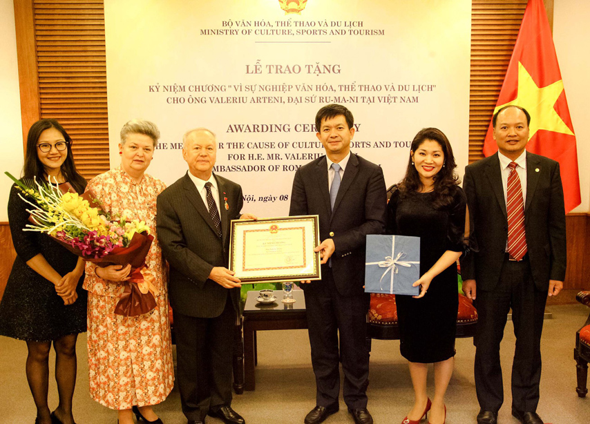 Trao Knc Ds Runami 05