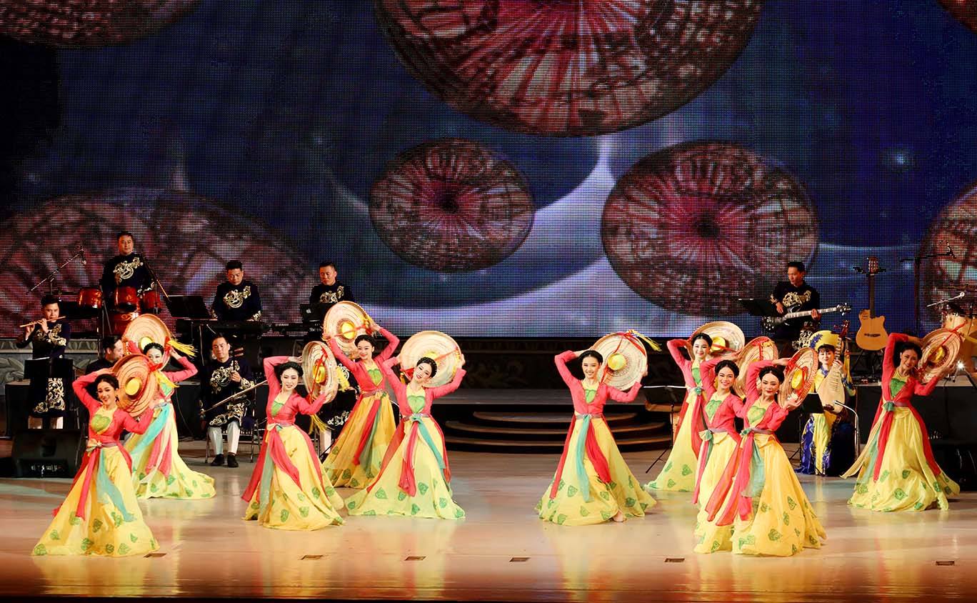 Doan Ntvn Bieu Dien Tai Trieu Tien 02