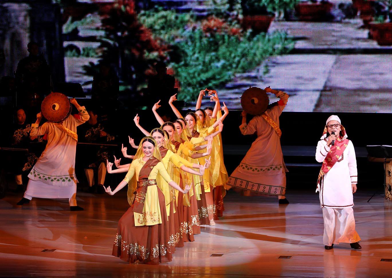 Doan Ntvn Bieu Dien Tai Trieu Tien 04