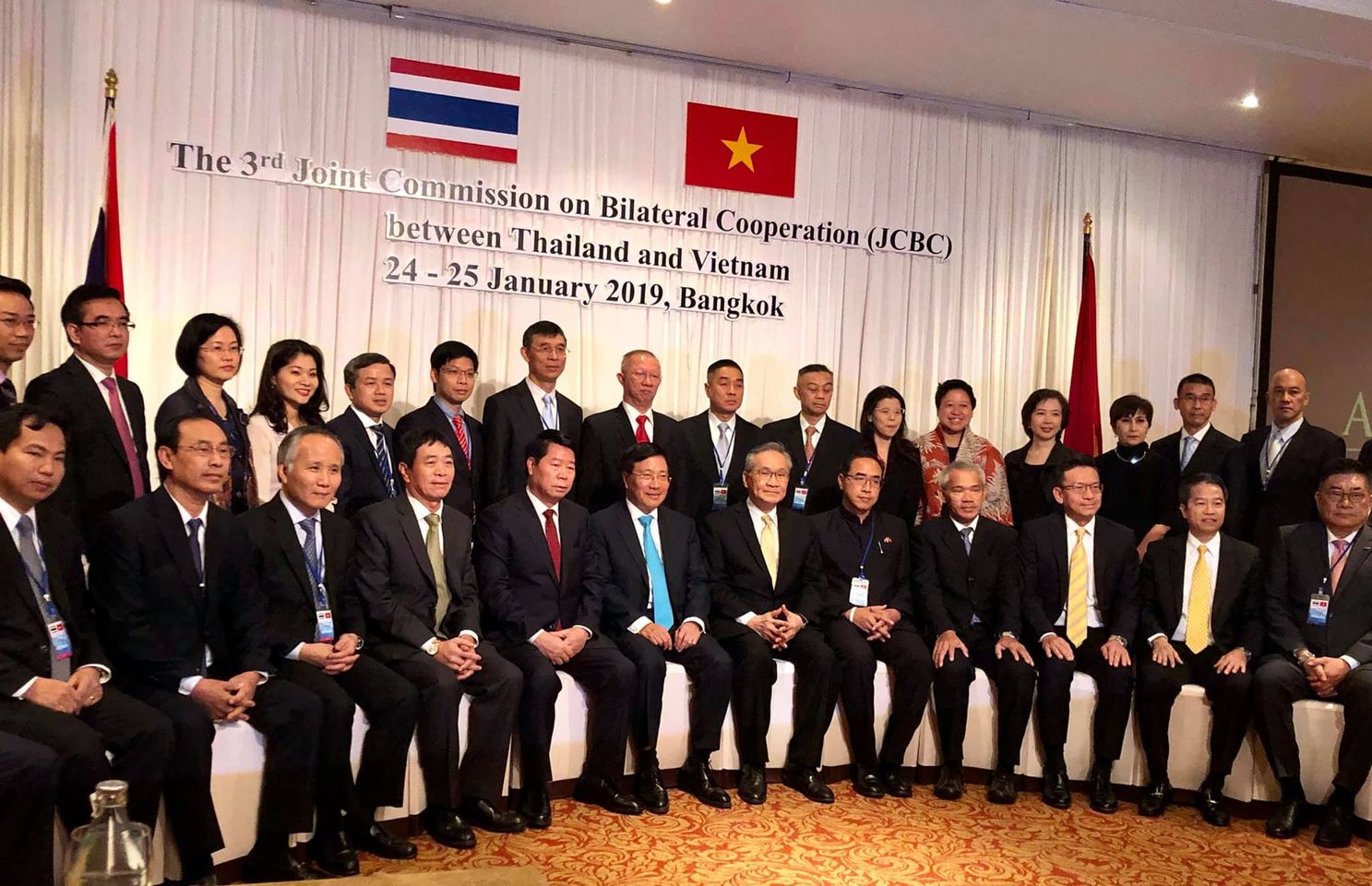 Hop Ub Hon Hop Vn Tl Lan 3 01