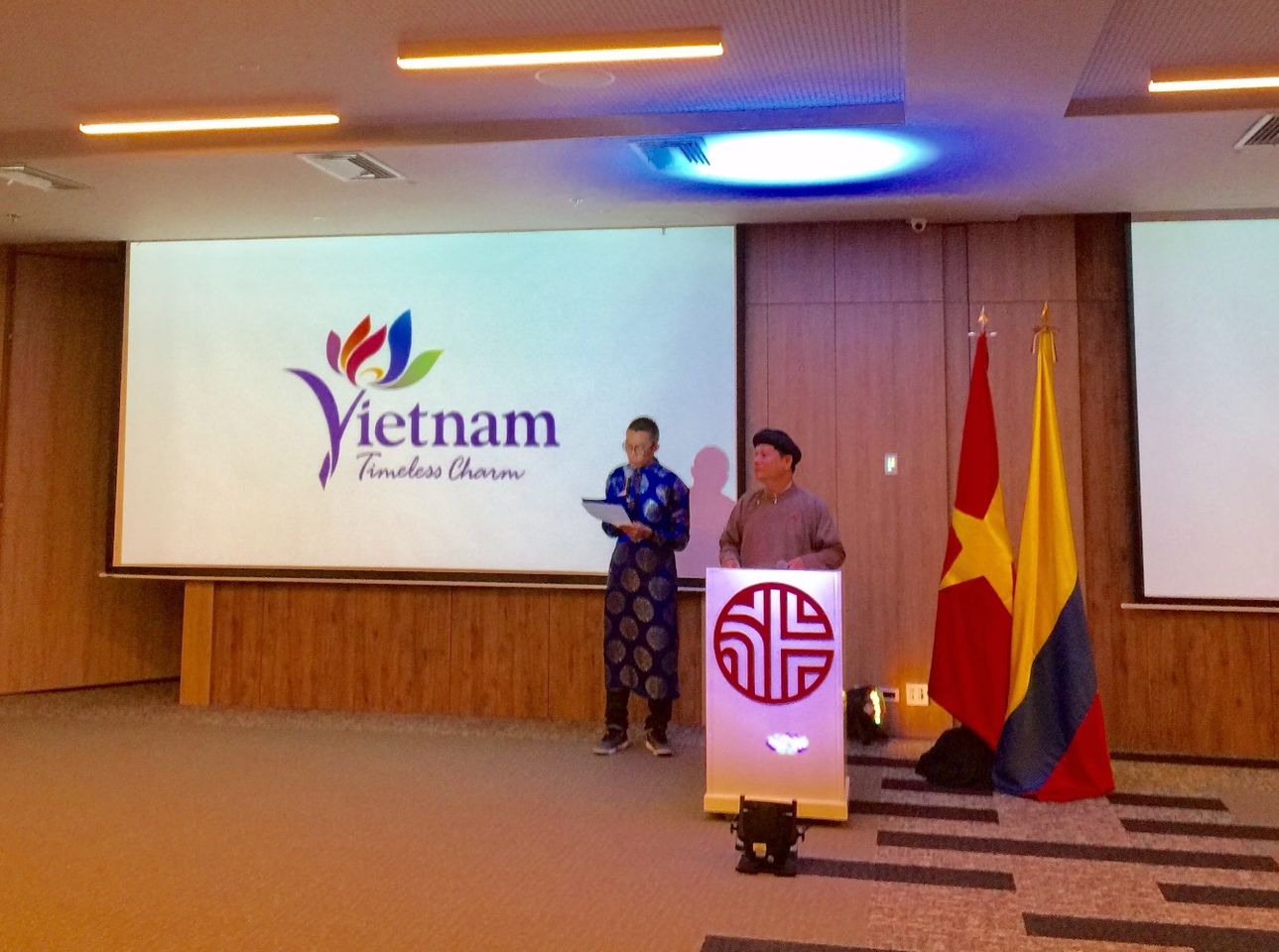 Trien Lam Anh Tai Colombia 01