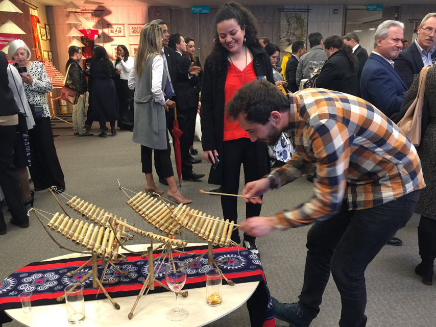 Trien Lam Anh Tai Colombia 02