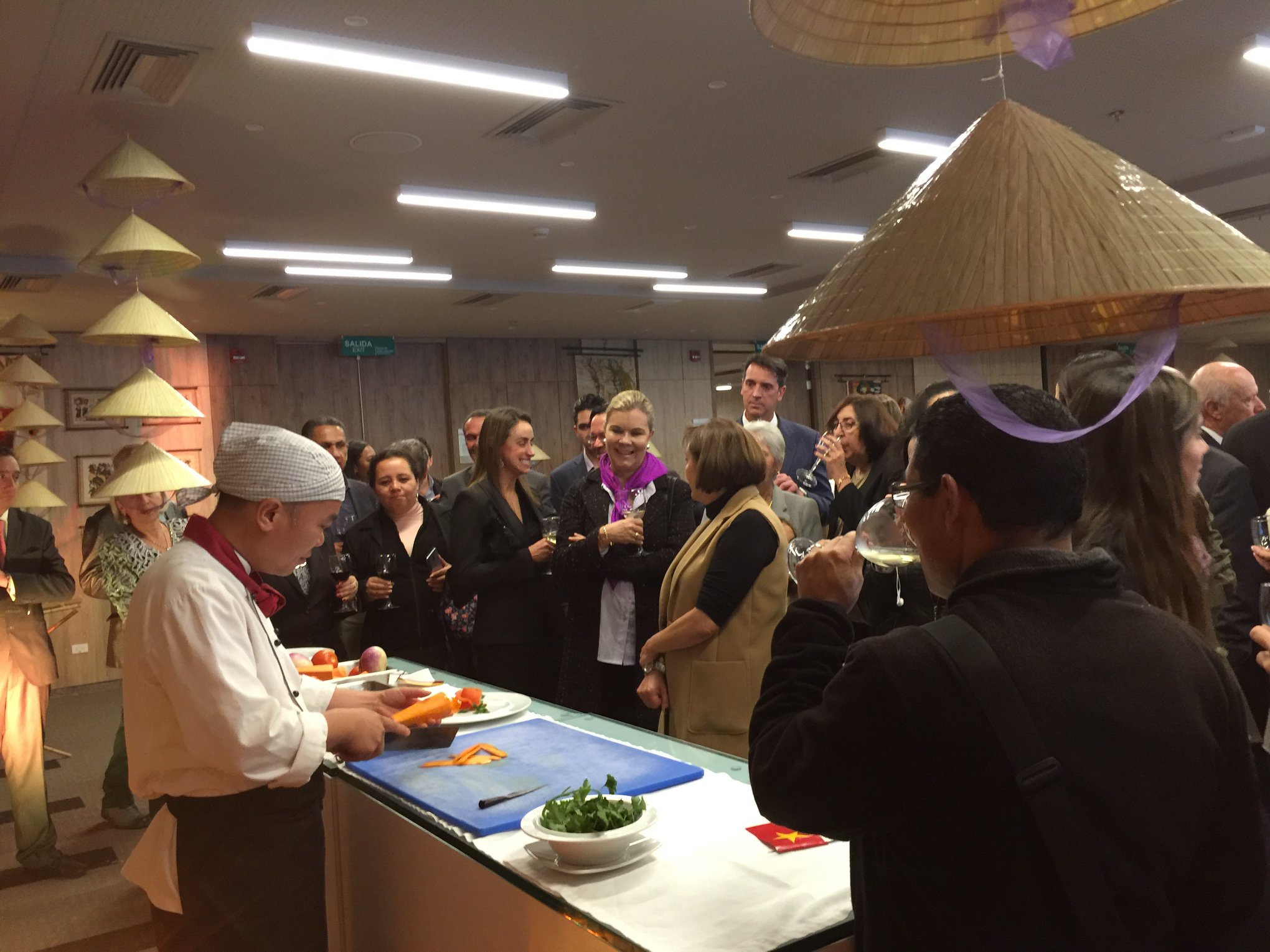 Trien Lam Anh Tai Colombia 04