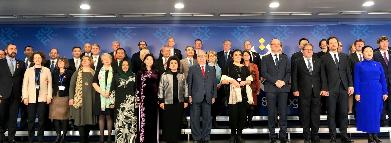 Asem8 01