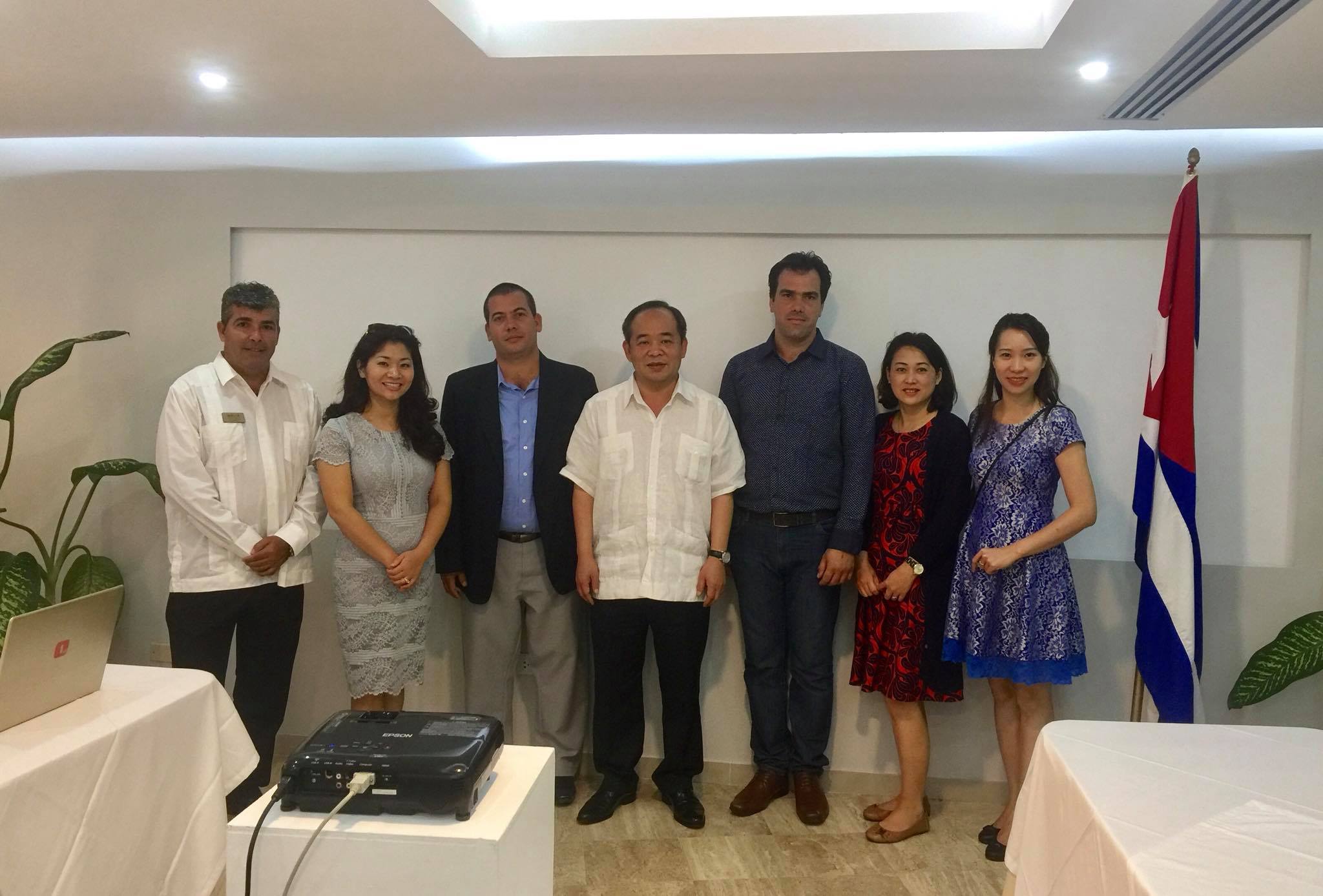 Tt Hai Lam Viec Tai Cuba 07