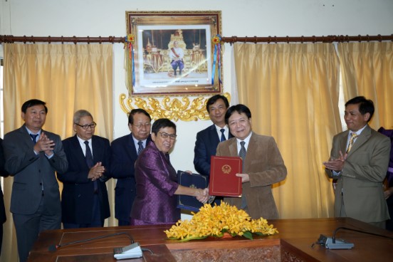 Hoi Dam Voi Bt Vhnt Cpc 03