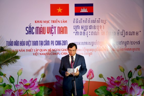 Khai Mac Trien Lam Sac Mau Vn Tai Cpc 02