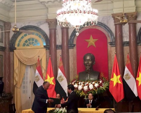 Ky Hop Tac Vh Voi Ai Cap 02