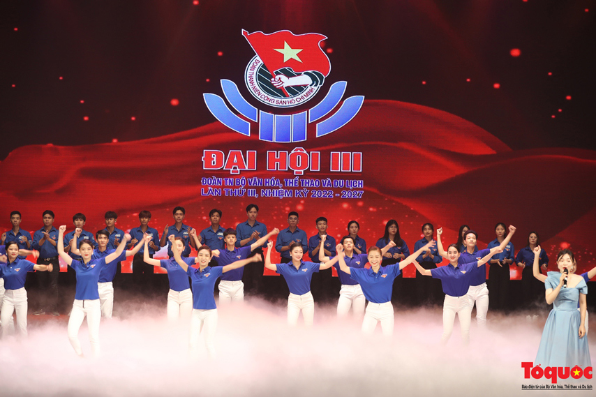 Dai Hoi Doan 02