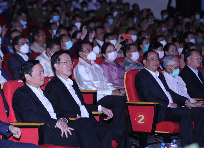 Ho Se Viet Huong Sac Cham Pa 01