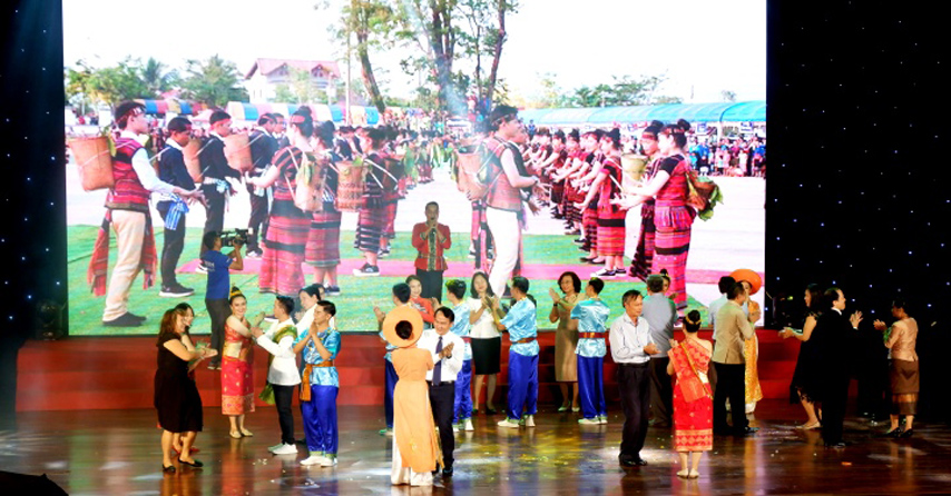 Lan Toa Lan Dieu Lam Vong 04