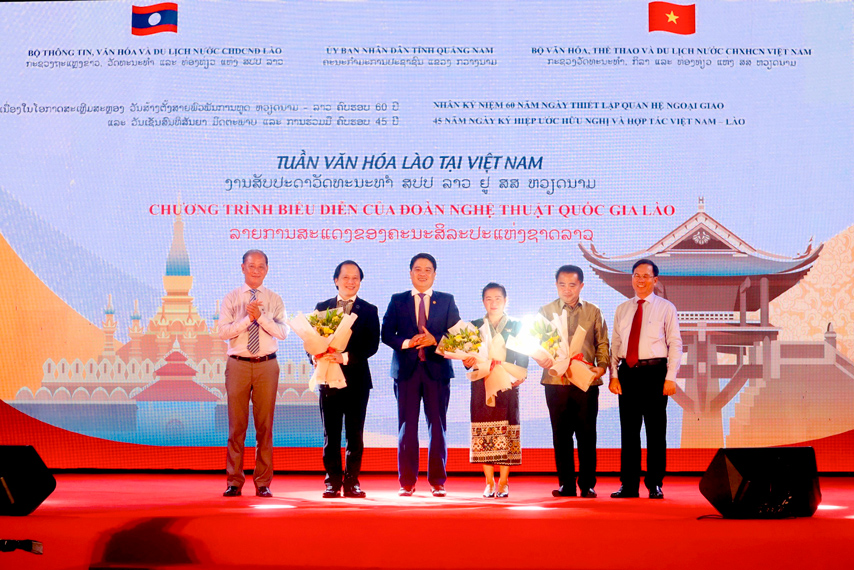 Lan Toa Lan Dieu Lam Vong 06